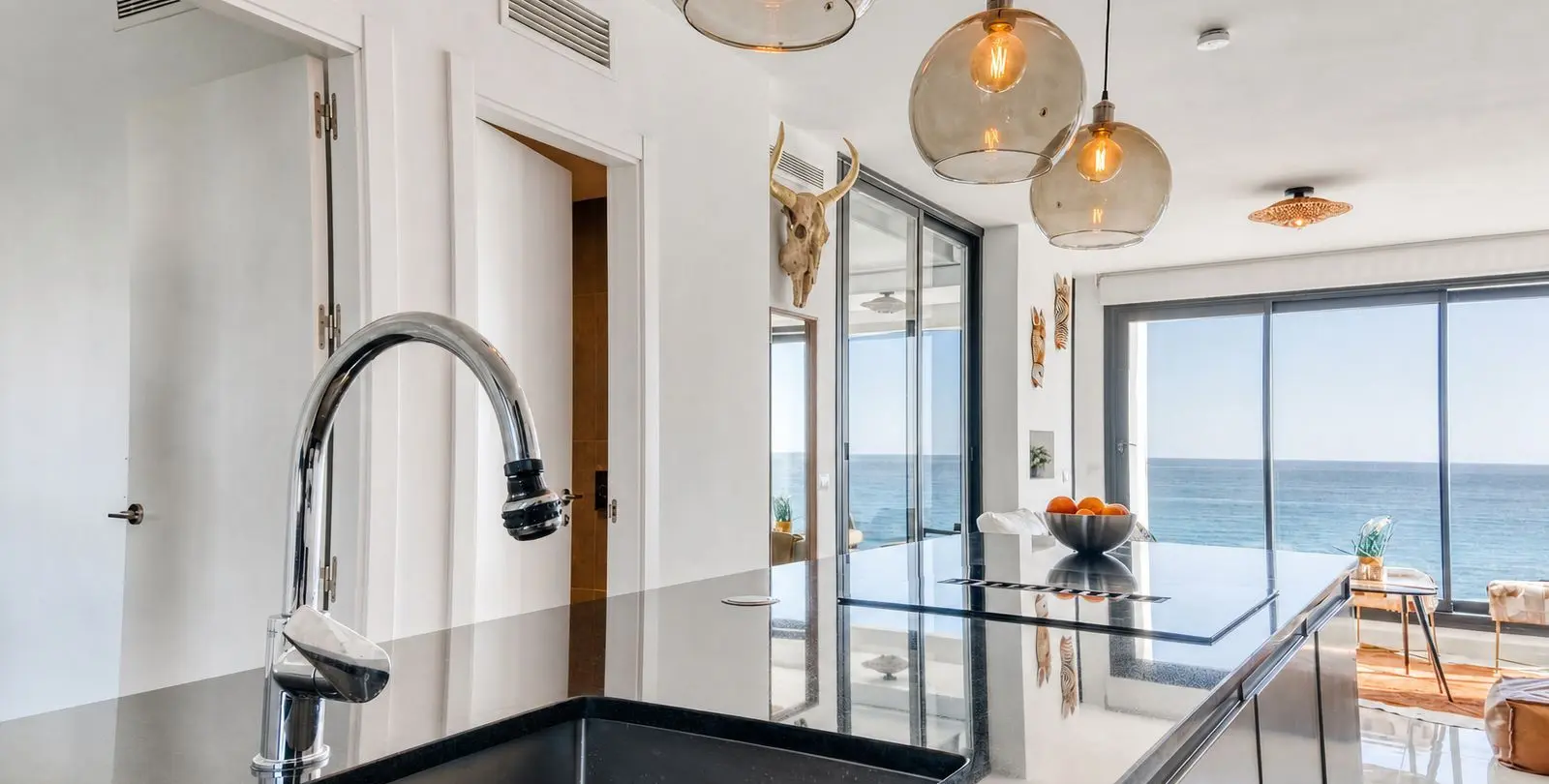 Sale of penthouse in Riviera del Sol 19
