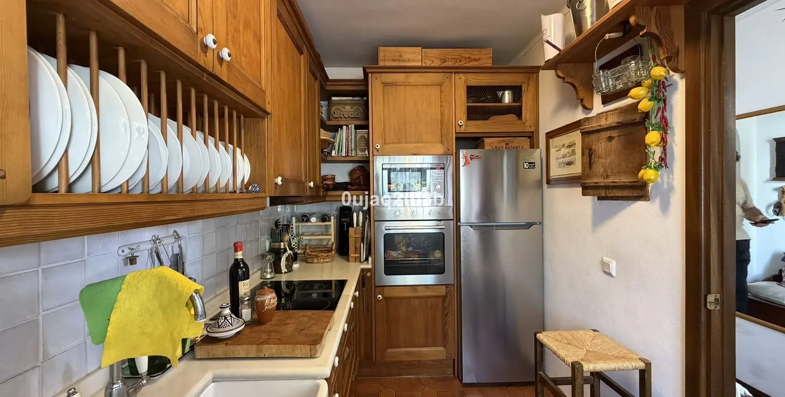 Sale of middle floor apartment in Nueva Andalucía 16