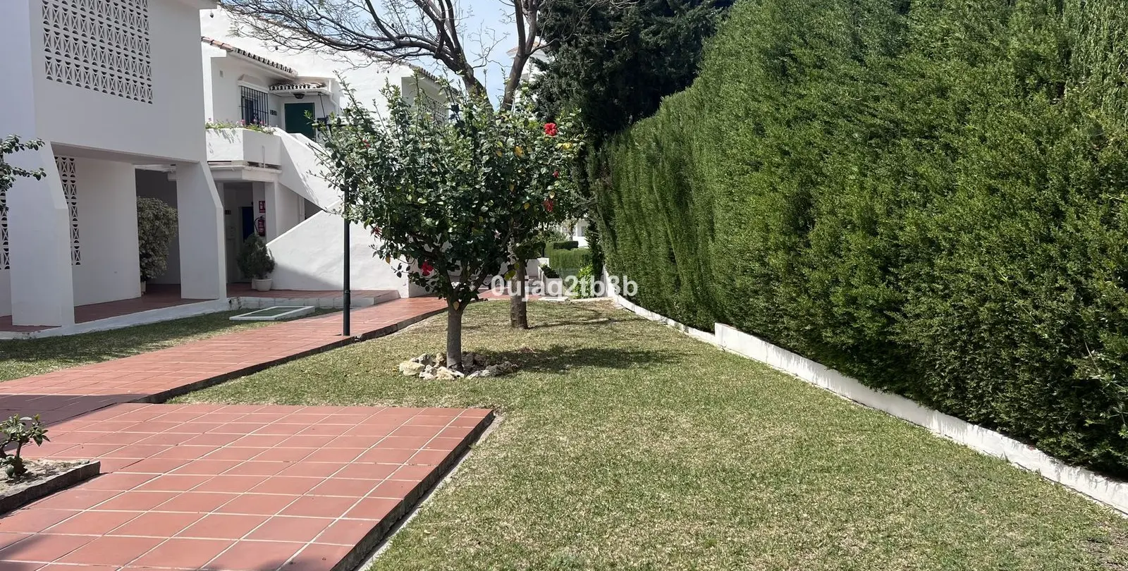 Sale of middle floor apartment in Nueva Andalucía 20