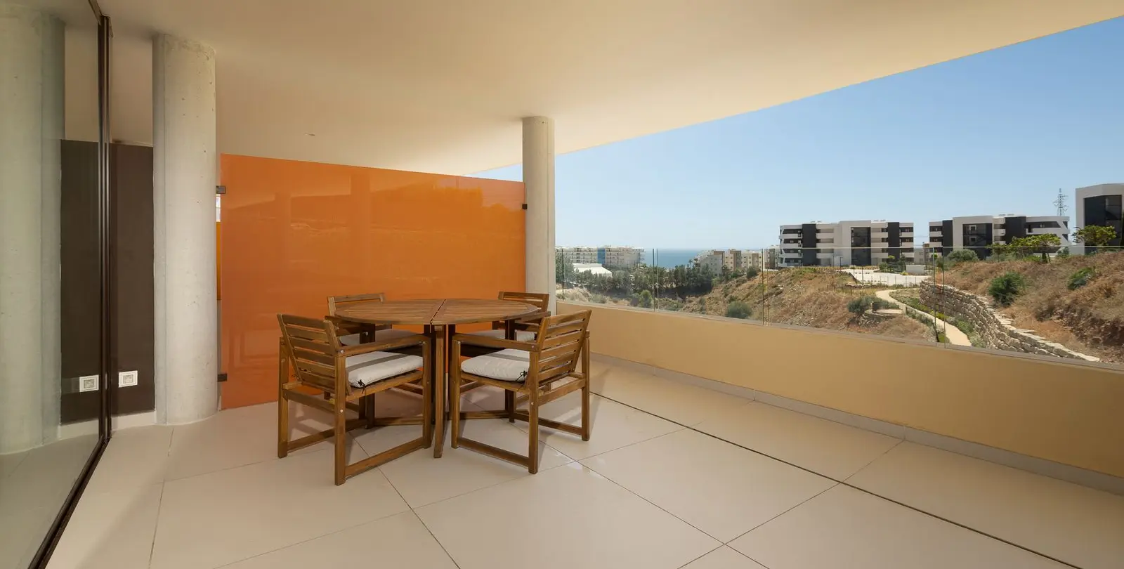 Продажа апартаментов на среднем этаже в Fuengirola 10