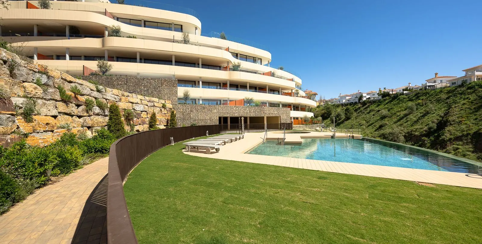 Продажа апартаментов на среднем этаже в Fuengirola 28
