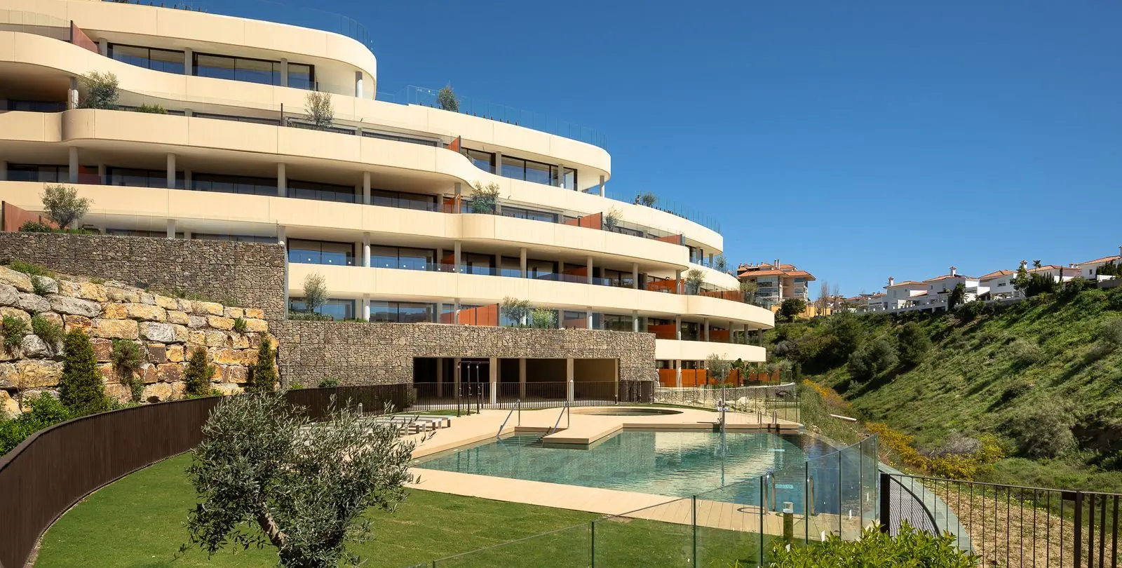 Продажа апартаментов на среднем этаже в Fuengirola 30