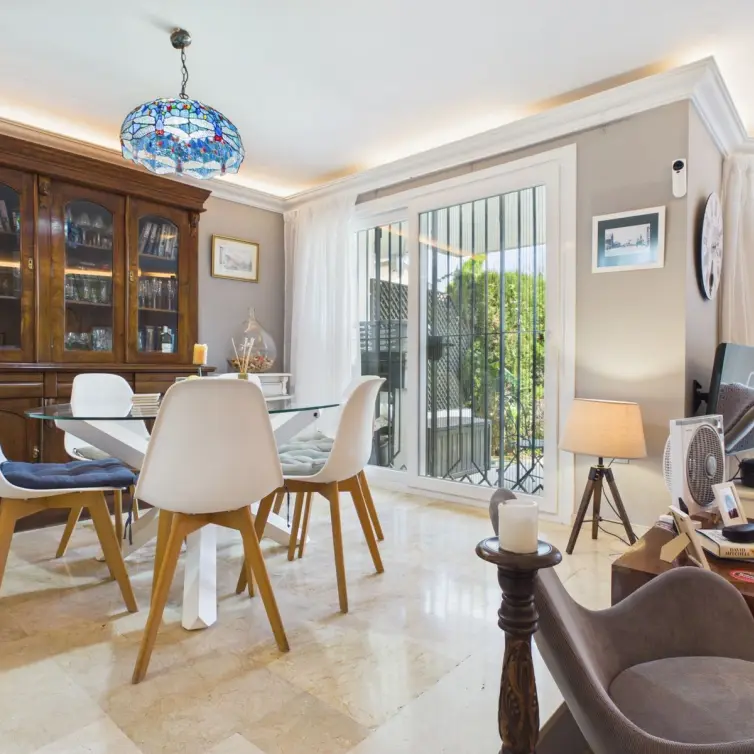 Sale of townhouse in Selwo
