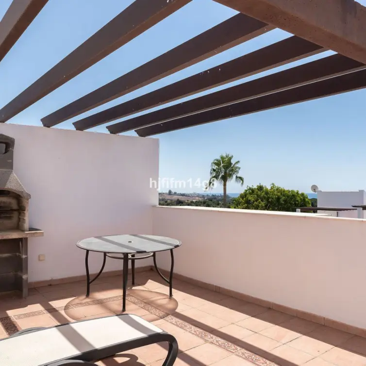 Sale of townhouse in Nueva Andalucía