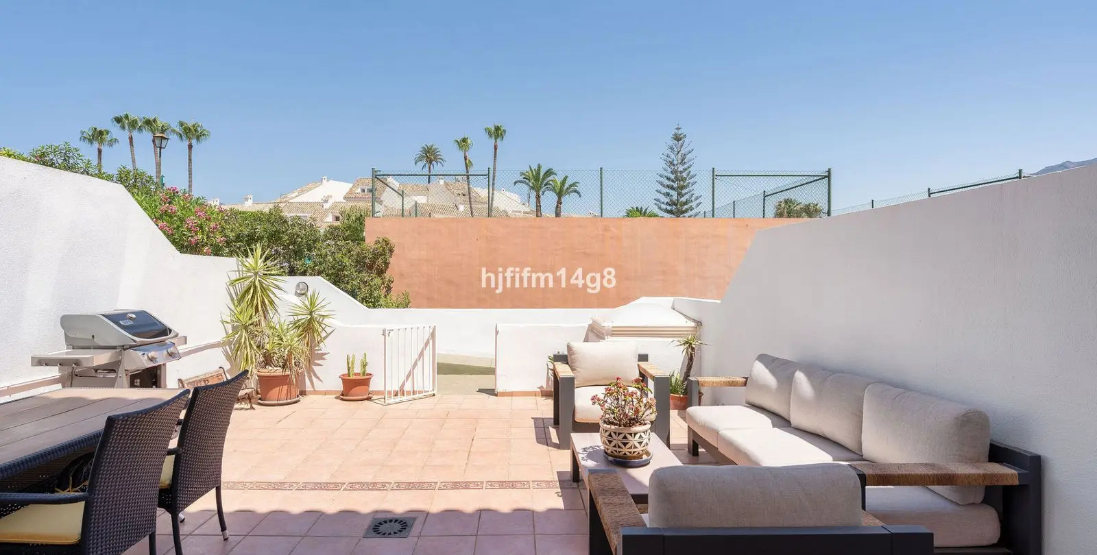 Sale of townhouse in Nueva Andalucía 18