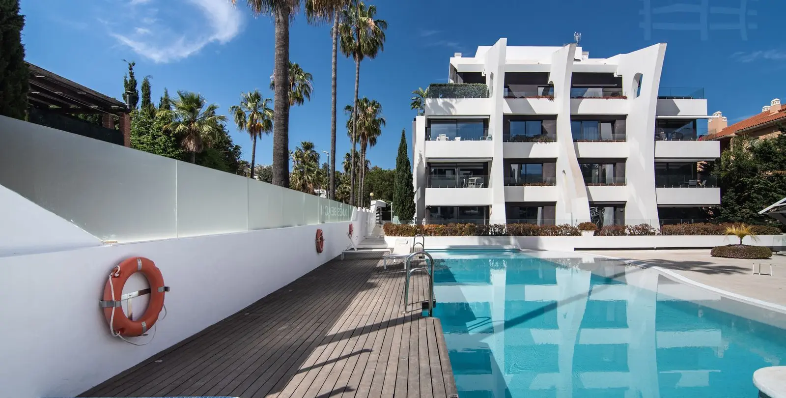Продажа двухуровневого пентхауса в Carib Playa 1