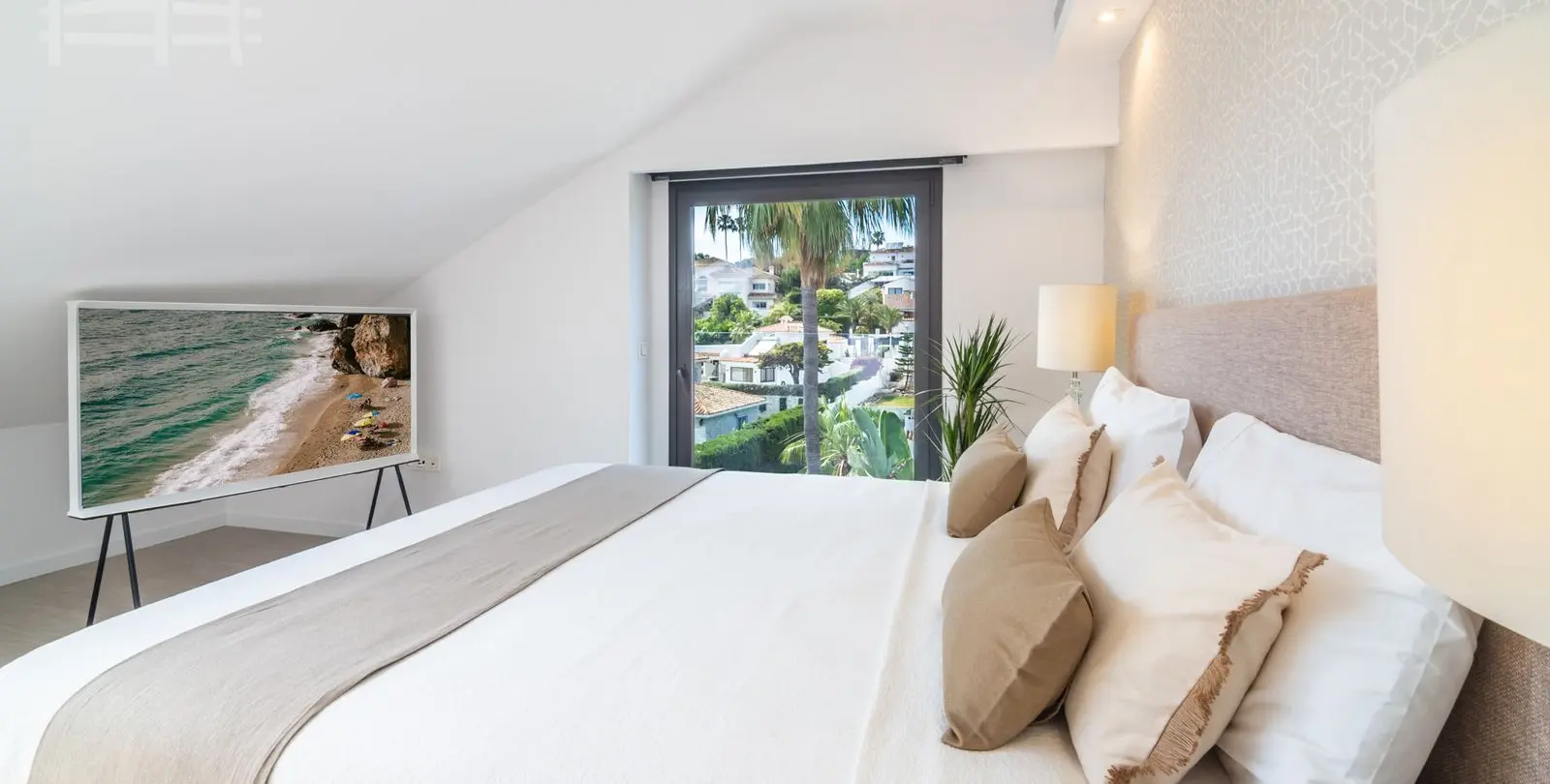 Продажа двухуровневого пентхауса в Carib Playa 22