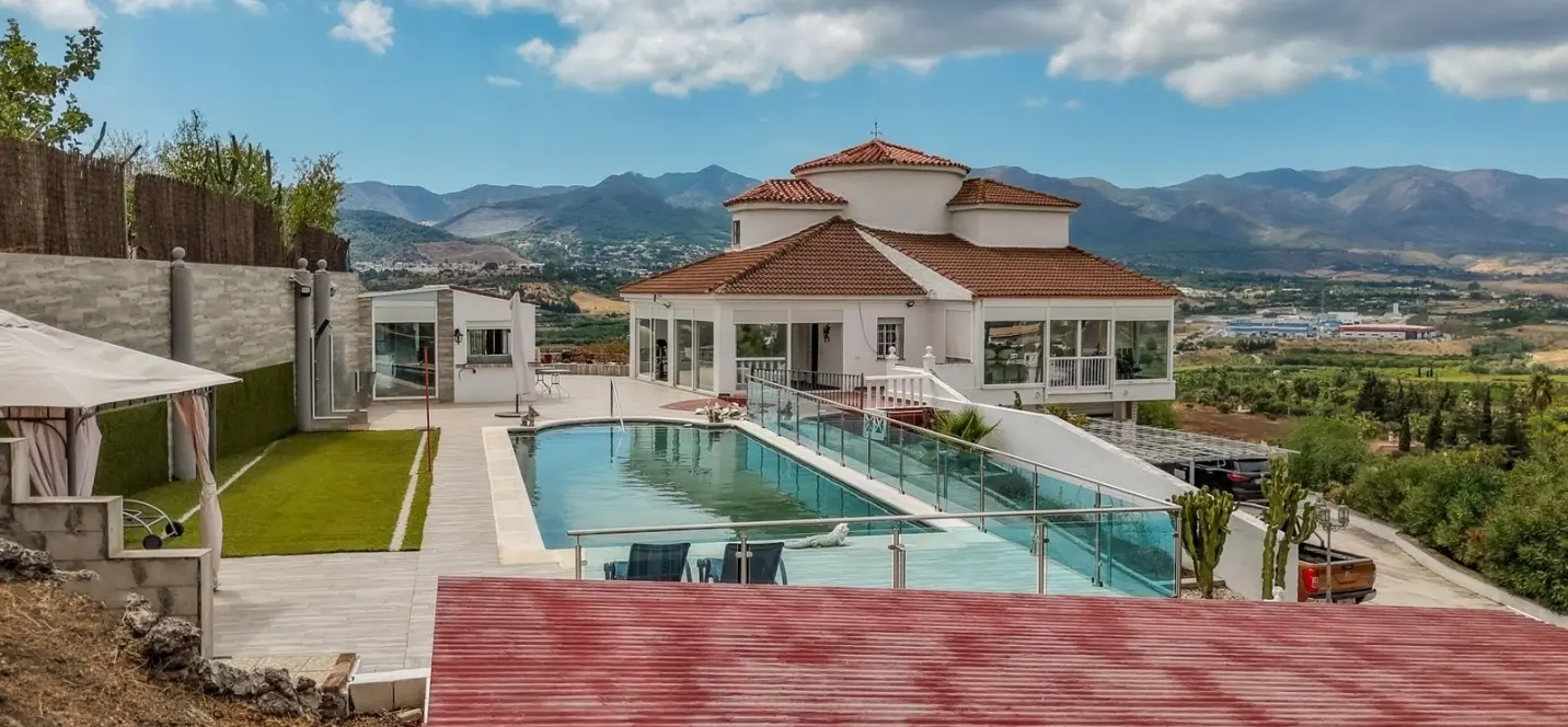 Venta de villa independiente en Alhaurín de la Torre 0