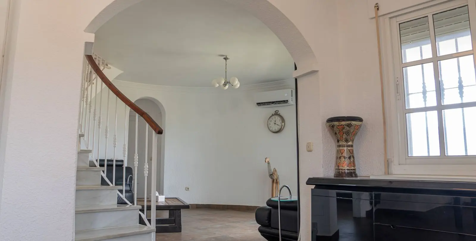 Продажа  отдельно стоящей виллы в Alhaurín de la Torre 23