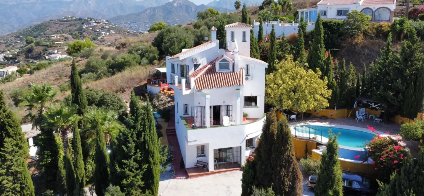 Venta de villa independiente en Torrox 1