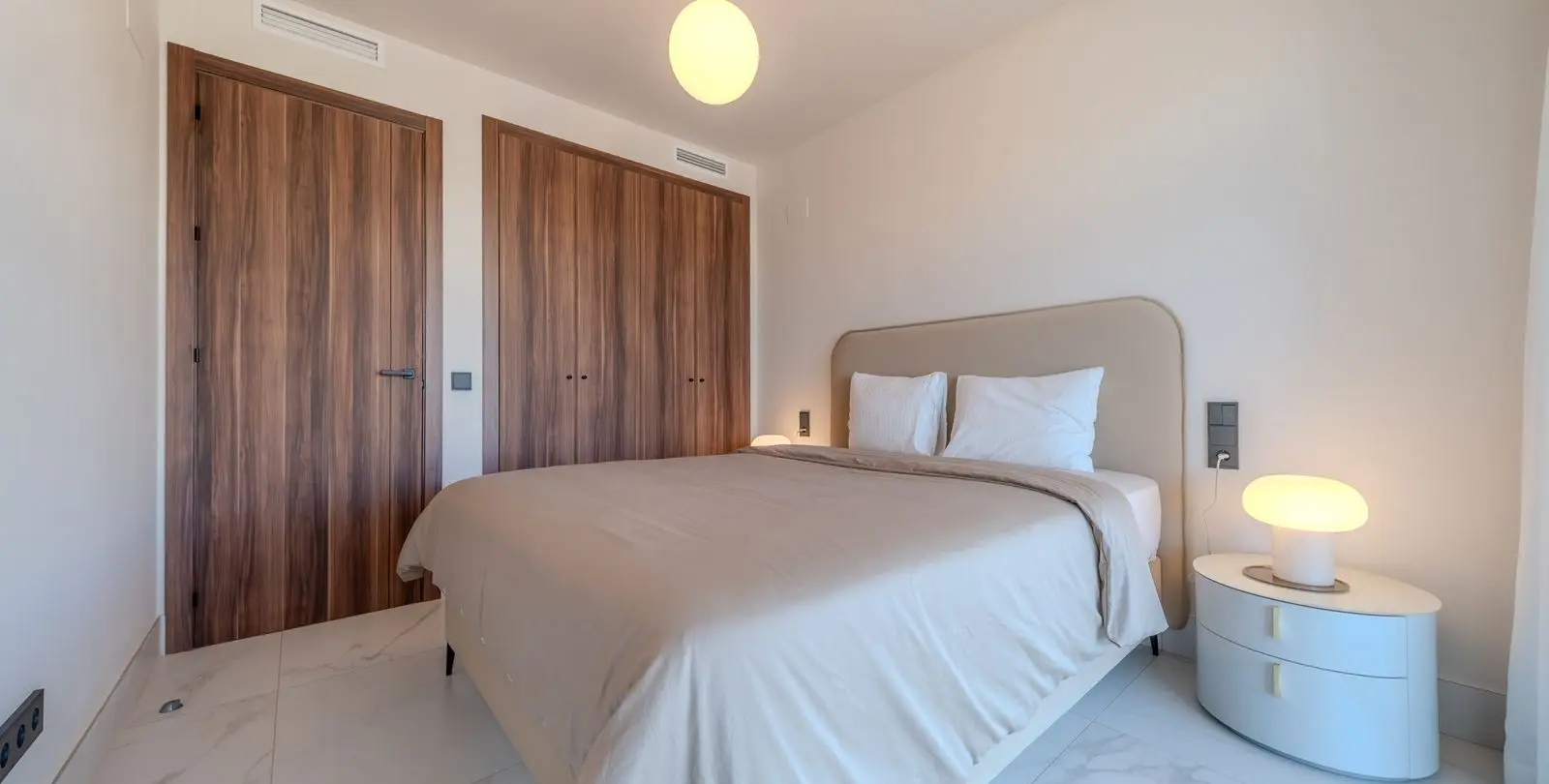 Продажа апартаментов на среднем этаже в San Pedro de Alcántara 11