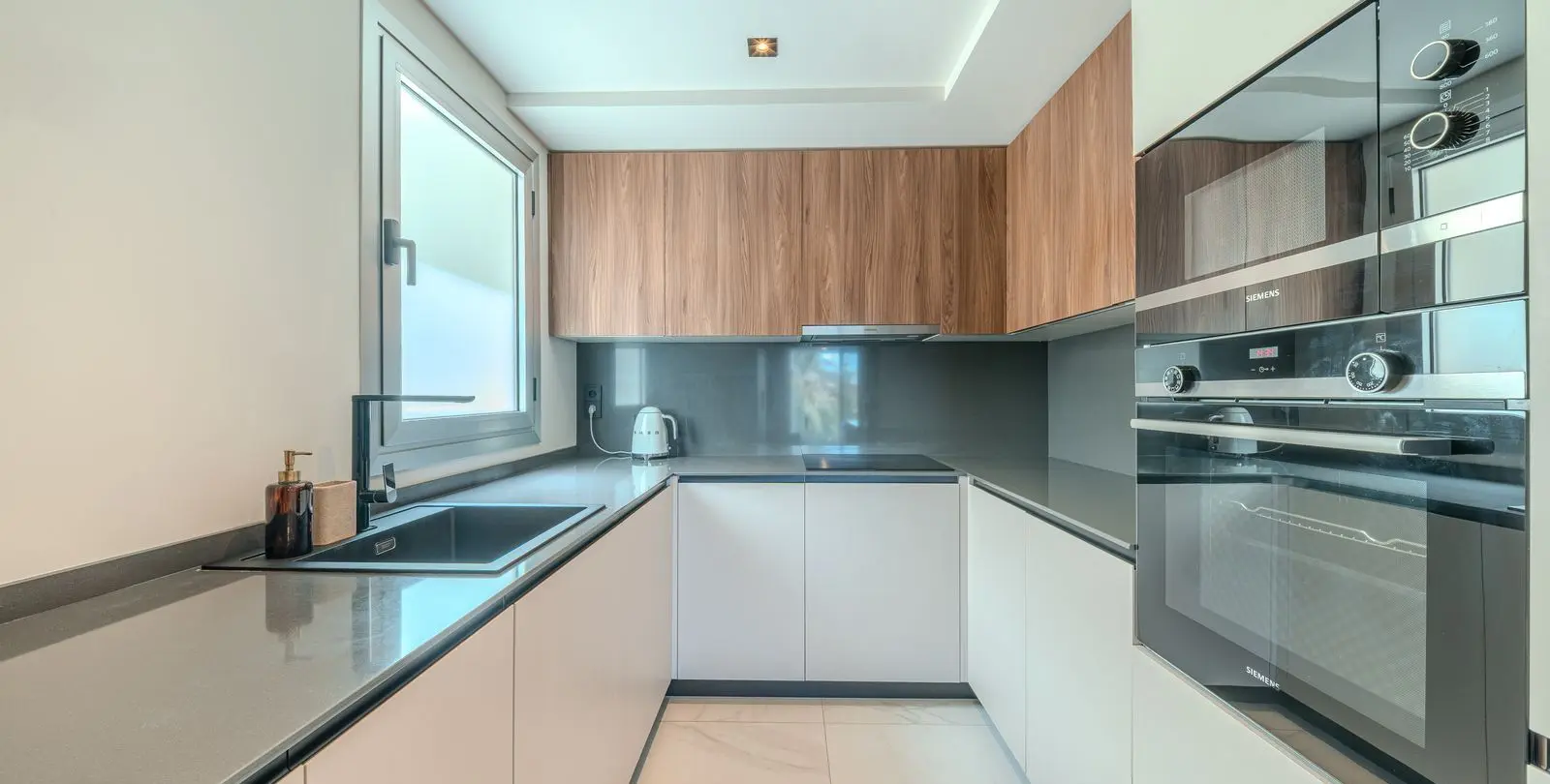 Продажа апартаментов на среднем этаже в San Pedro de Alcántara 26