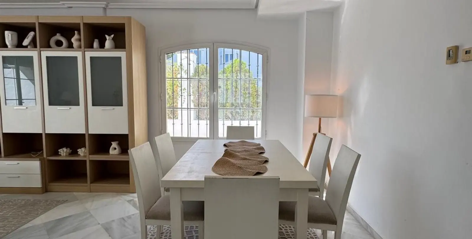 Sale of townhouse in The Golden Mile 8