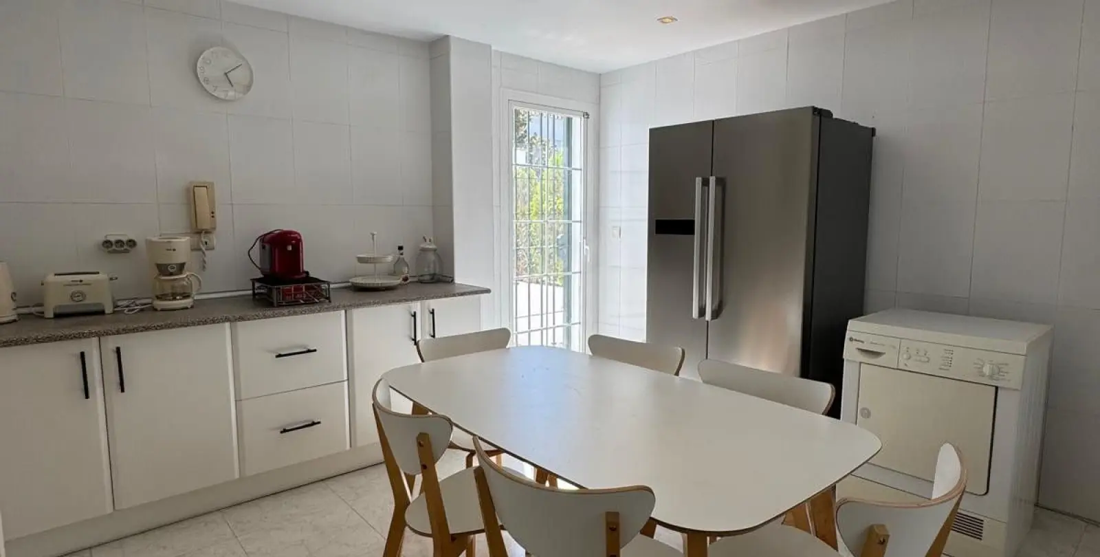 Sale of townhouse in The Golden Mile 12