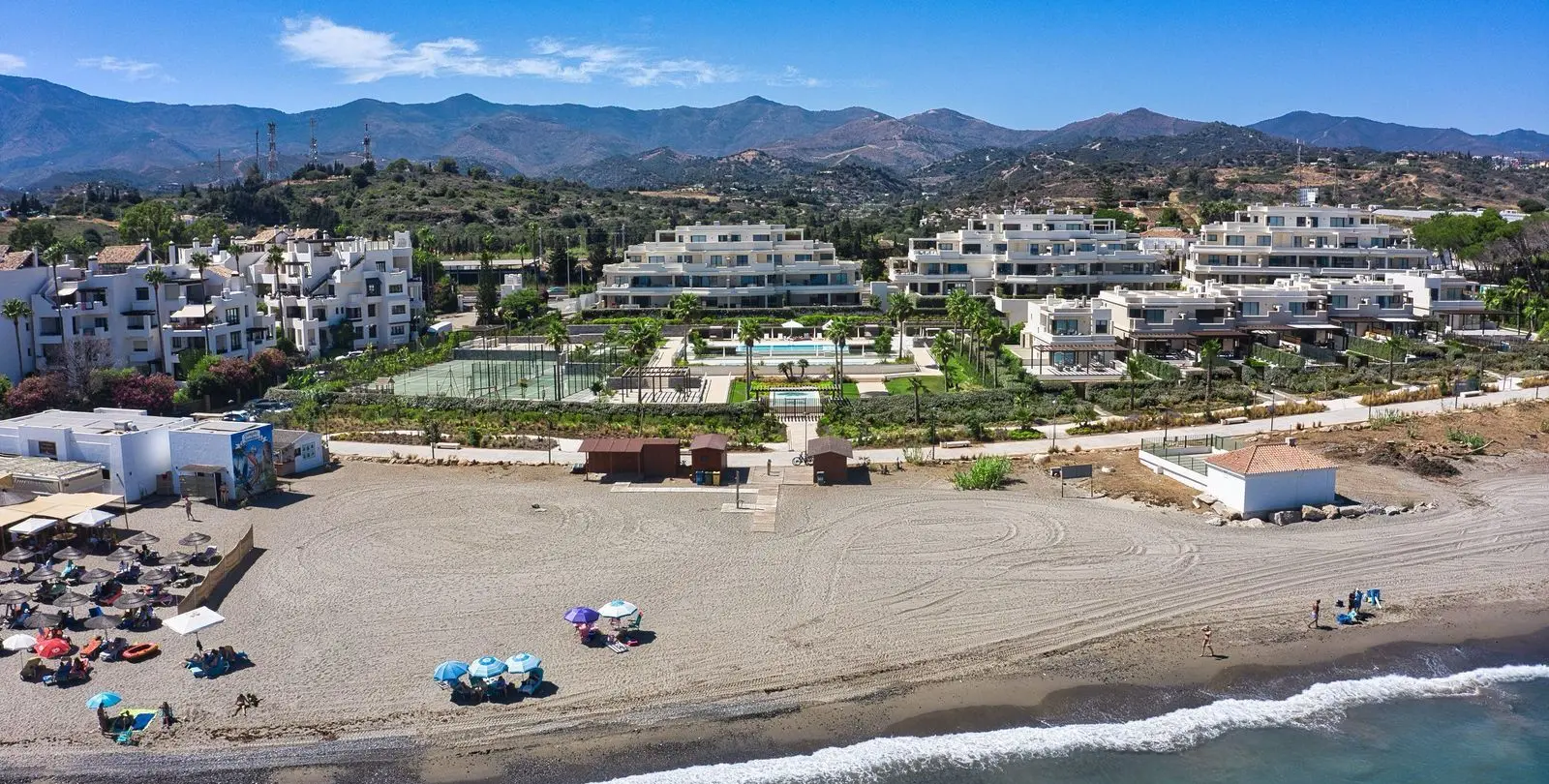 Долгосрочная аренда апартаментов на первом этаже в Estepona 43