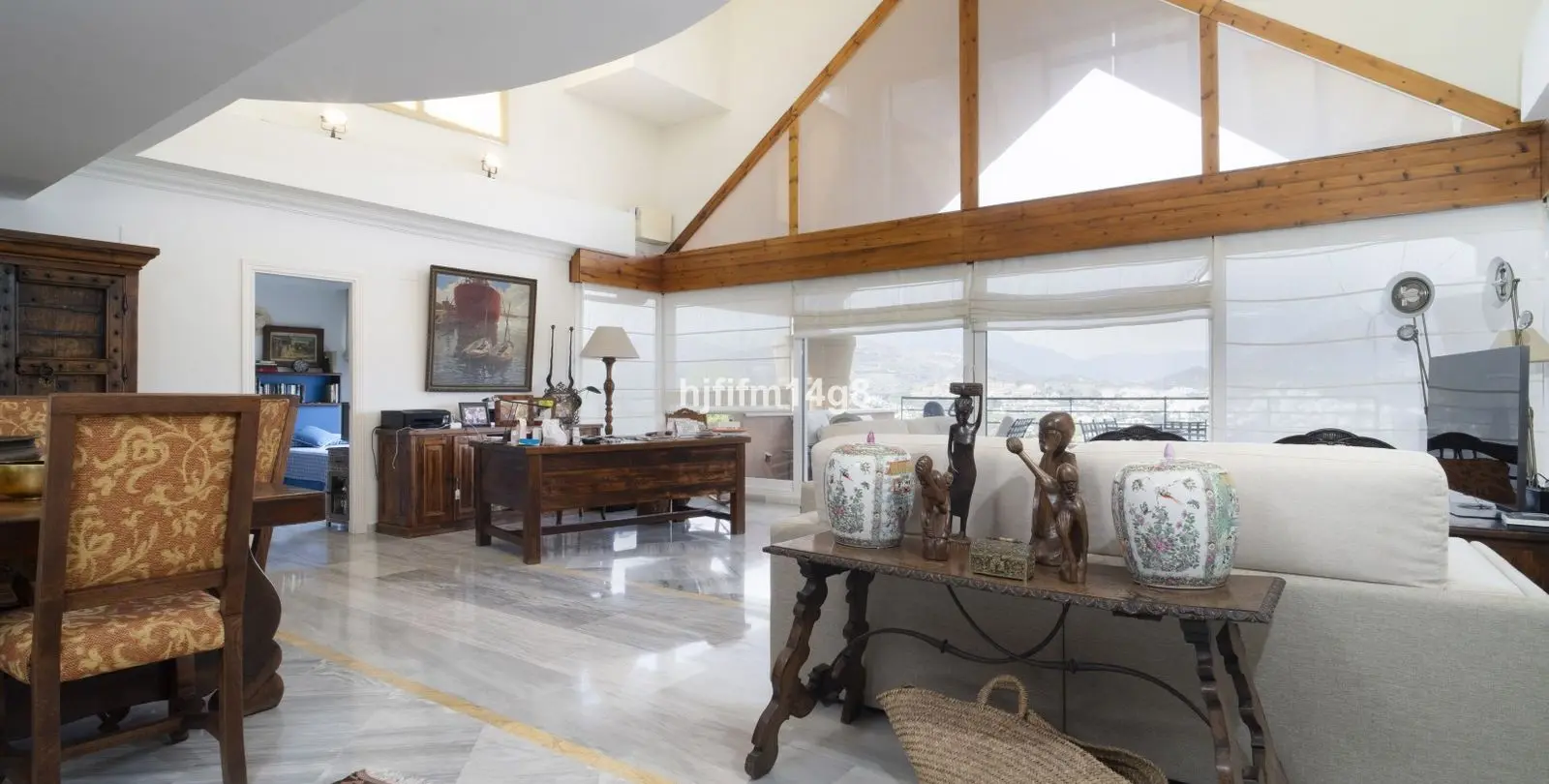 Sale of penthouse in Nueva Andalucía 6