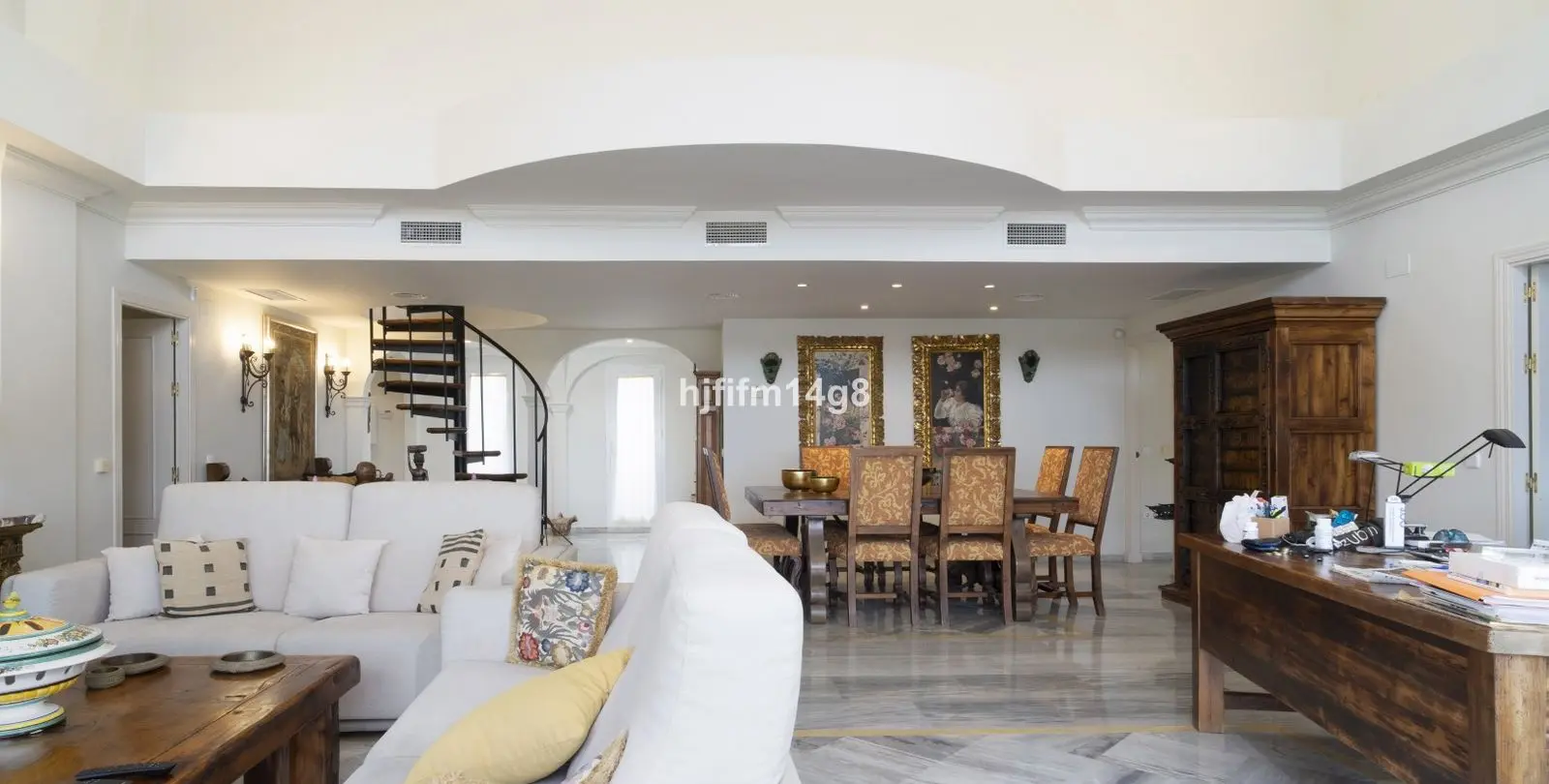 Sale of penthouse in Nueva Andalucía 7