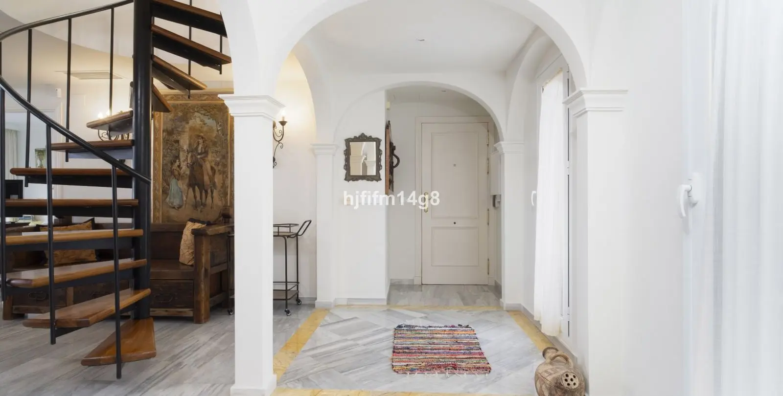 Sale of penthouse in Nueva Andalucía 22
