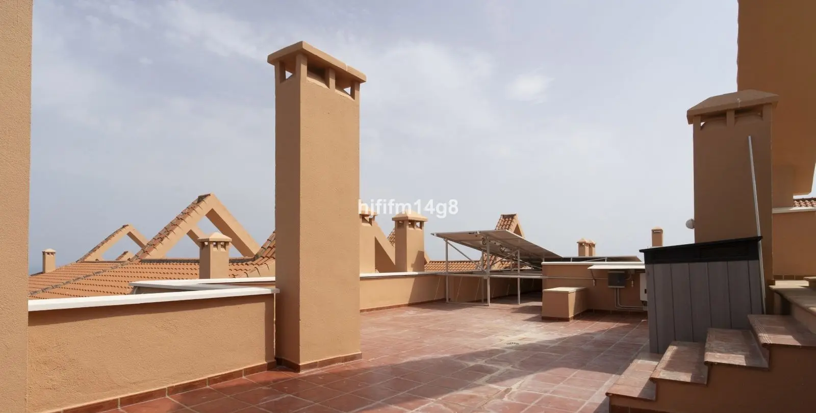 Sale of penthouse in Nueva Andalucía 24