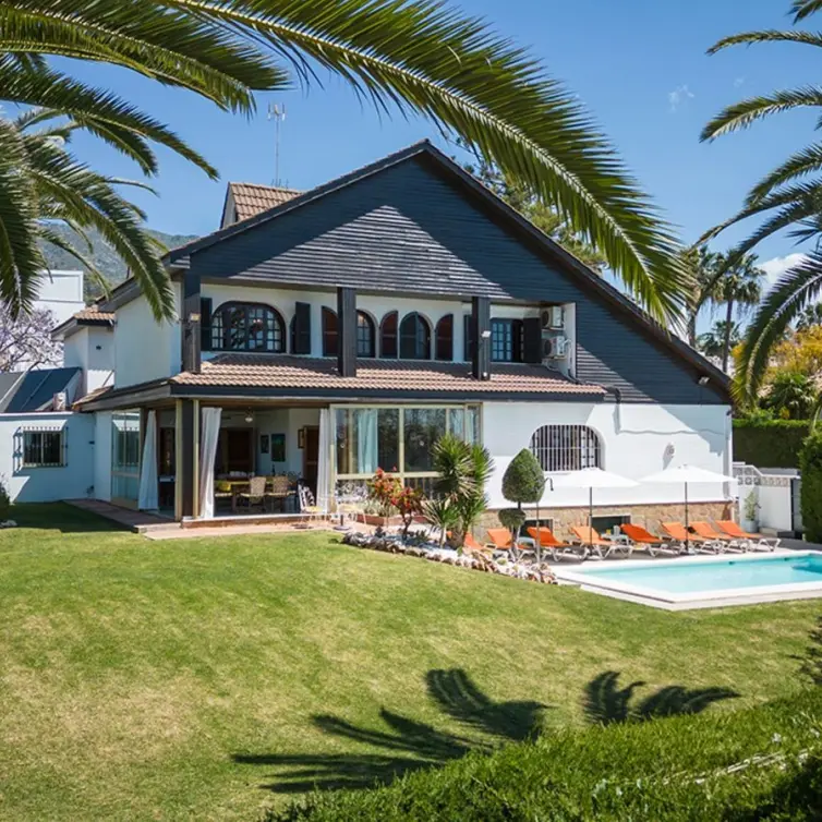 Venta de villa independiente en Marbella