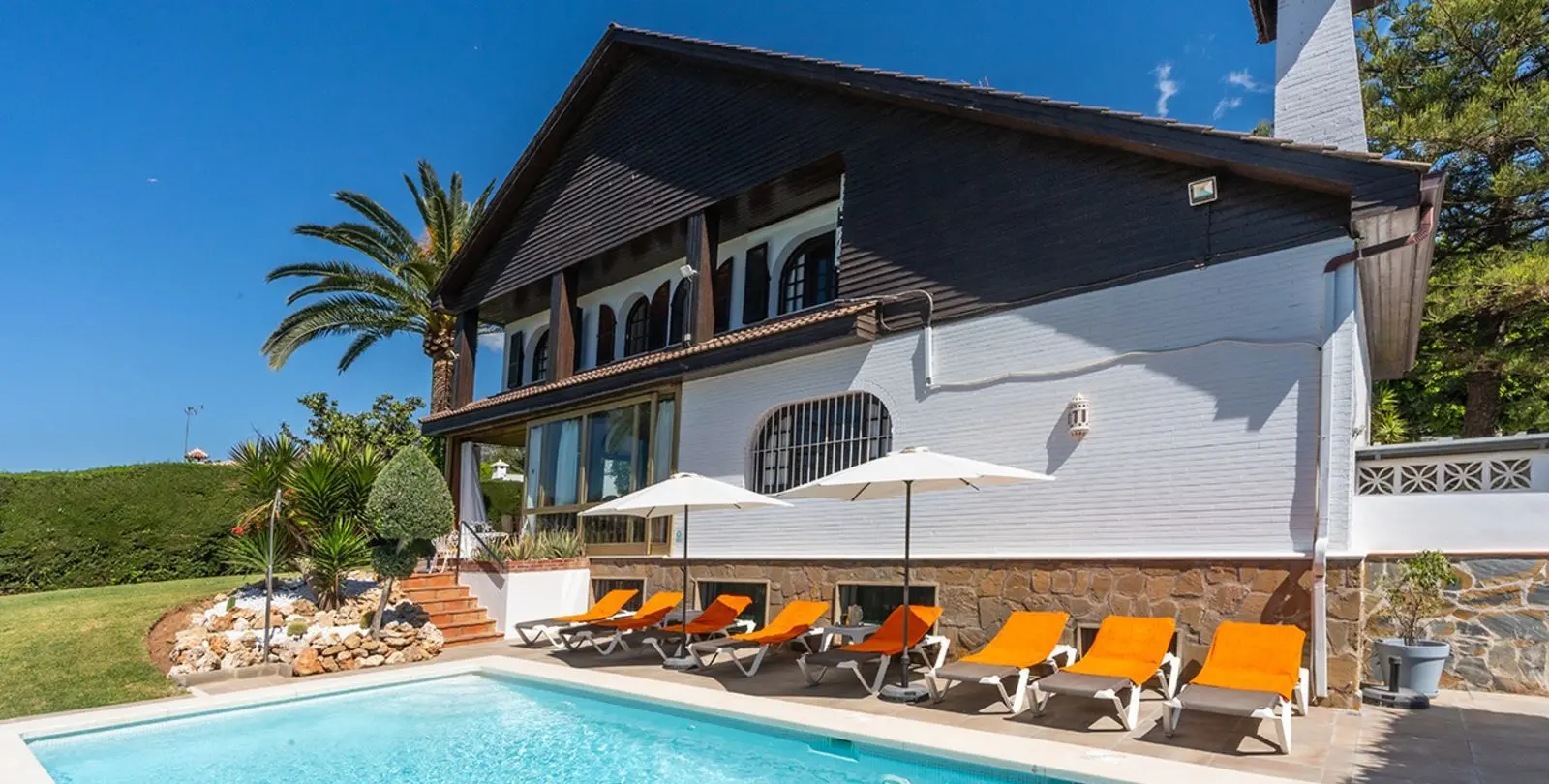 Продажа  отдельно стоящей виллы в Marbella 2
