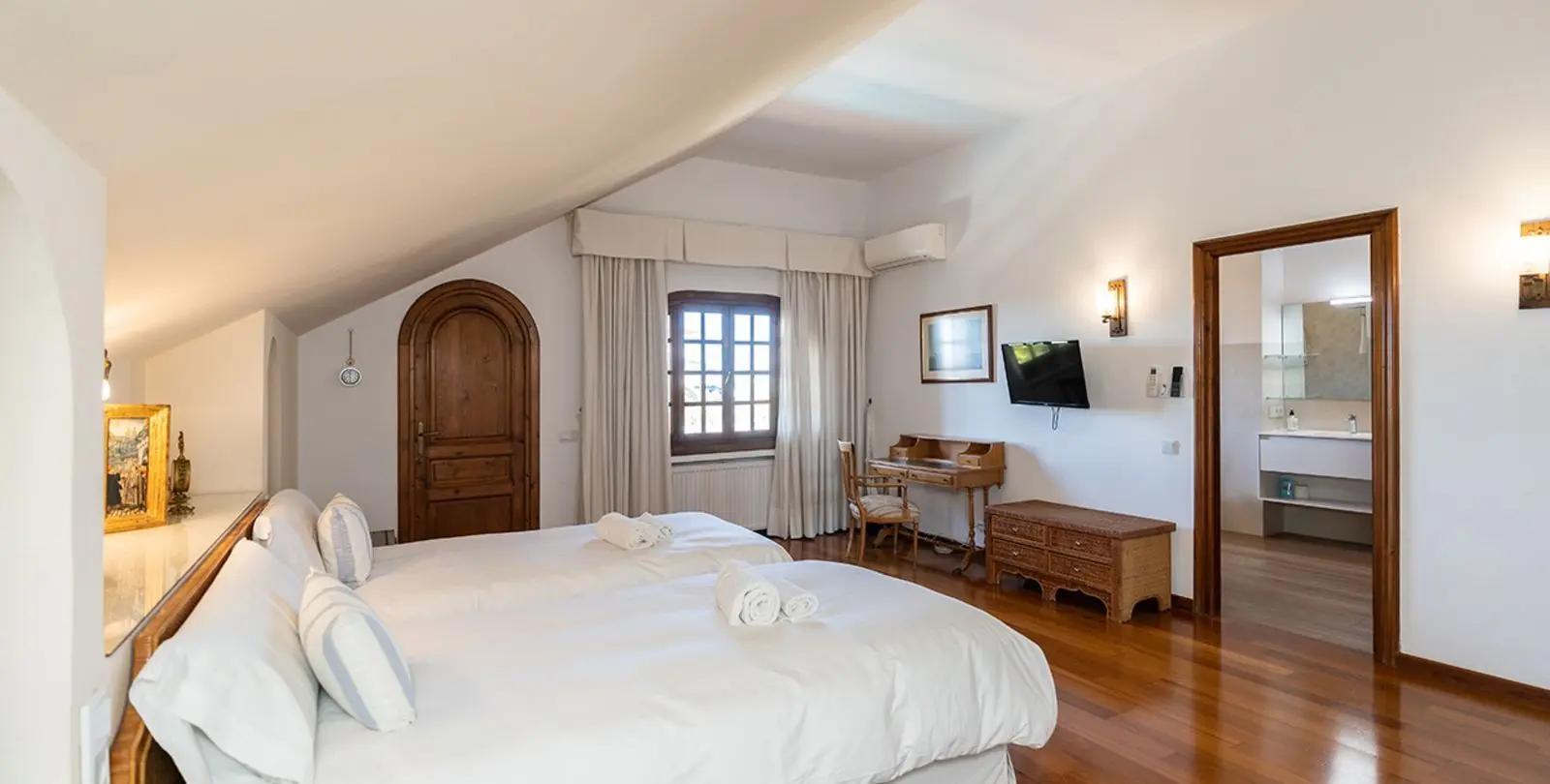 Продажа  отдельно стоящей виллы в Marbella 48