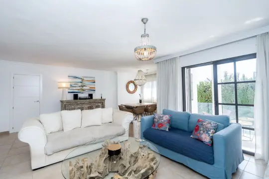 Image 42 thumb