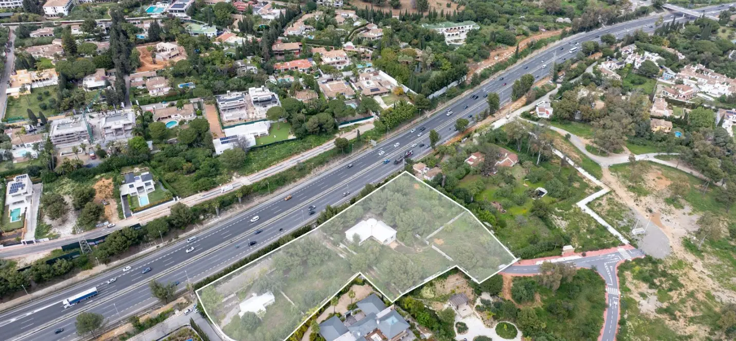 Venta de parcela residencial en The Golden Mile 2
