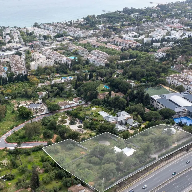 Venta de parcela residencial en The Golden Mile