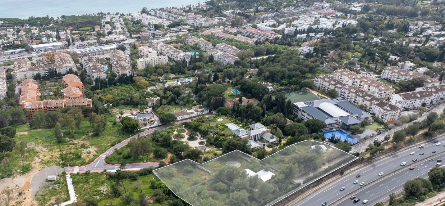 Venta de parcela residencial en The Golden Mile 4