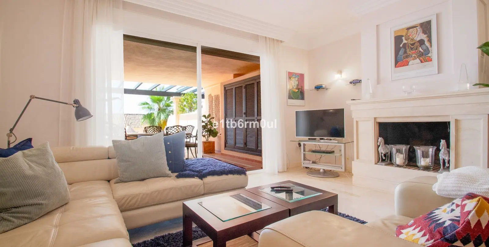 Sale of middle floor apartment in Nueva Andalucía 4