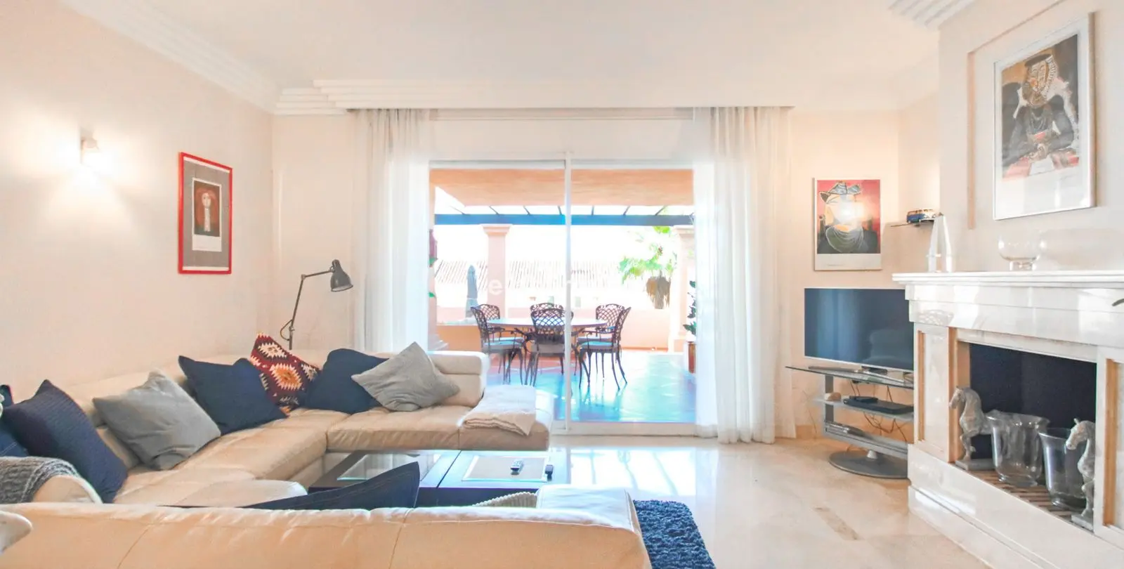 Sale of middle floor apartment in Nueva Andalucía 24