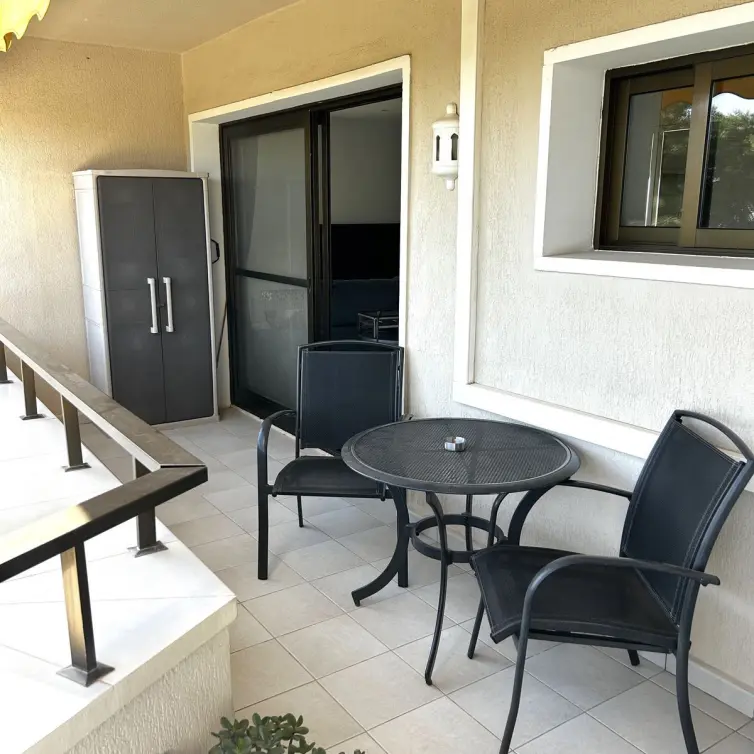 Venta de apartamento en planta media en Estepona