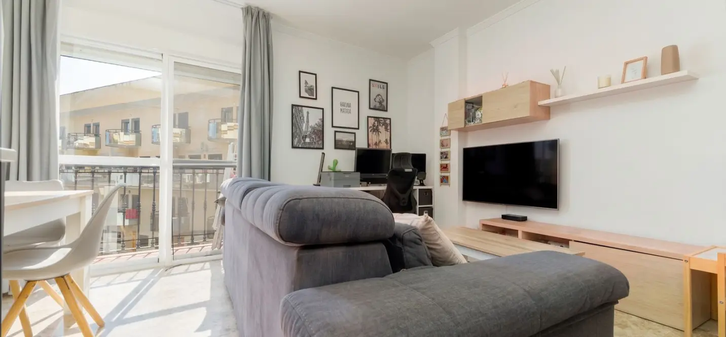 Venta de apartamento en planta media en Torremolinos 0