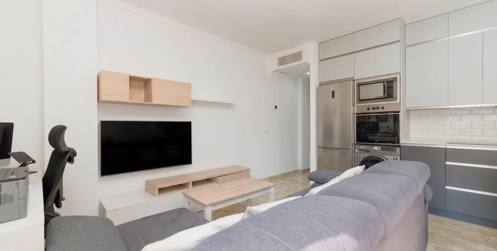 Venta de apartamento en planta media en Torremolinos 5