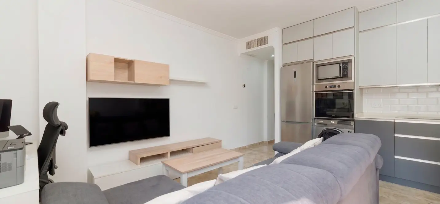 Venta de apartamento en planta media en Torremolinos 4