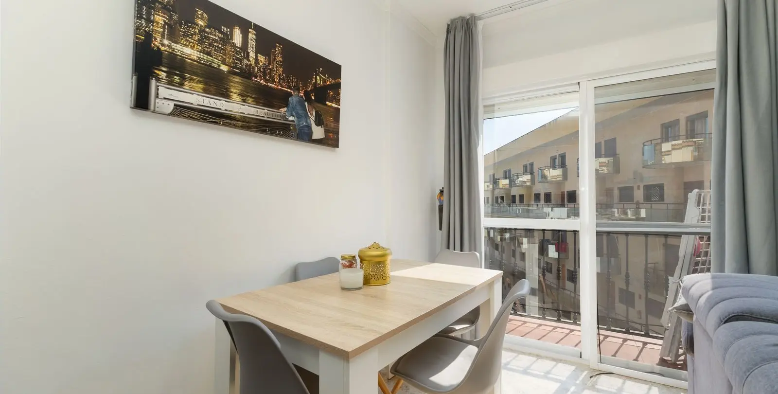 Venta de apartamento en planta media en Torremolinos 9