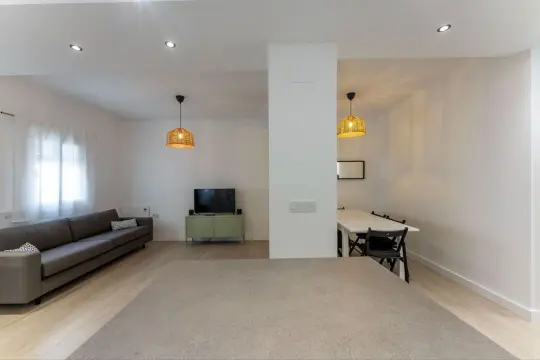 Image 4 thumb