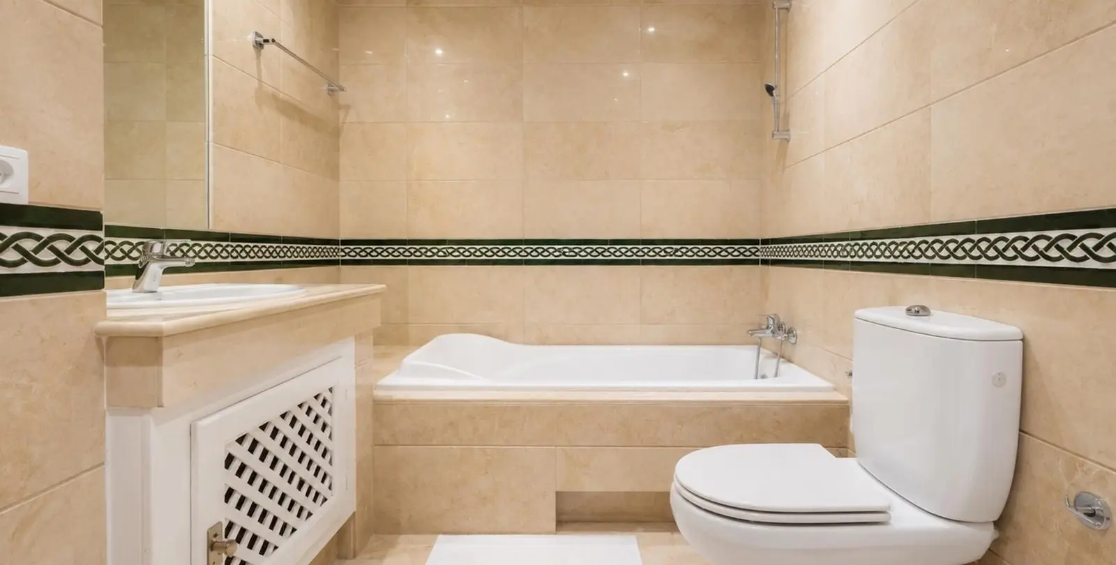 Sale of ground floor apartment in Los Arqueros 9