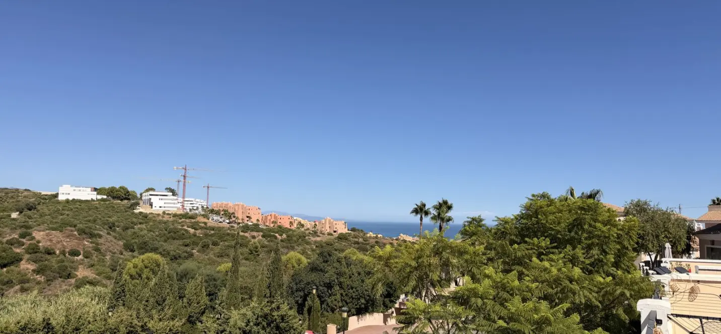Venta de adosado en La Duquesa 2