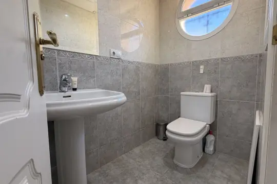 Image 7 thumb