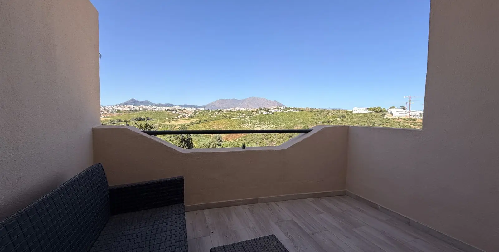 Venta de adosado en La Duquesa 10