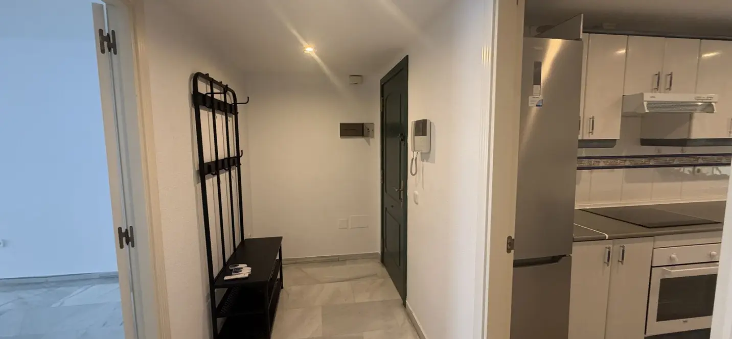 Sale of middle floor apartment in Marbella 4