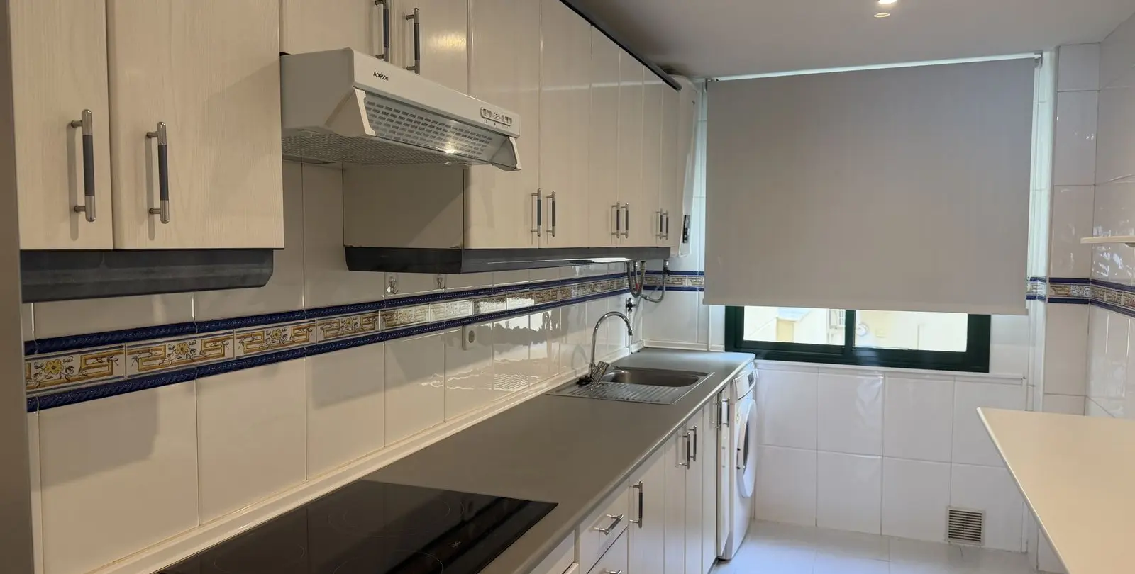 Venta de apartamento en planta media en Marbella 9