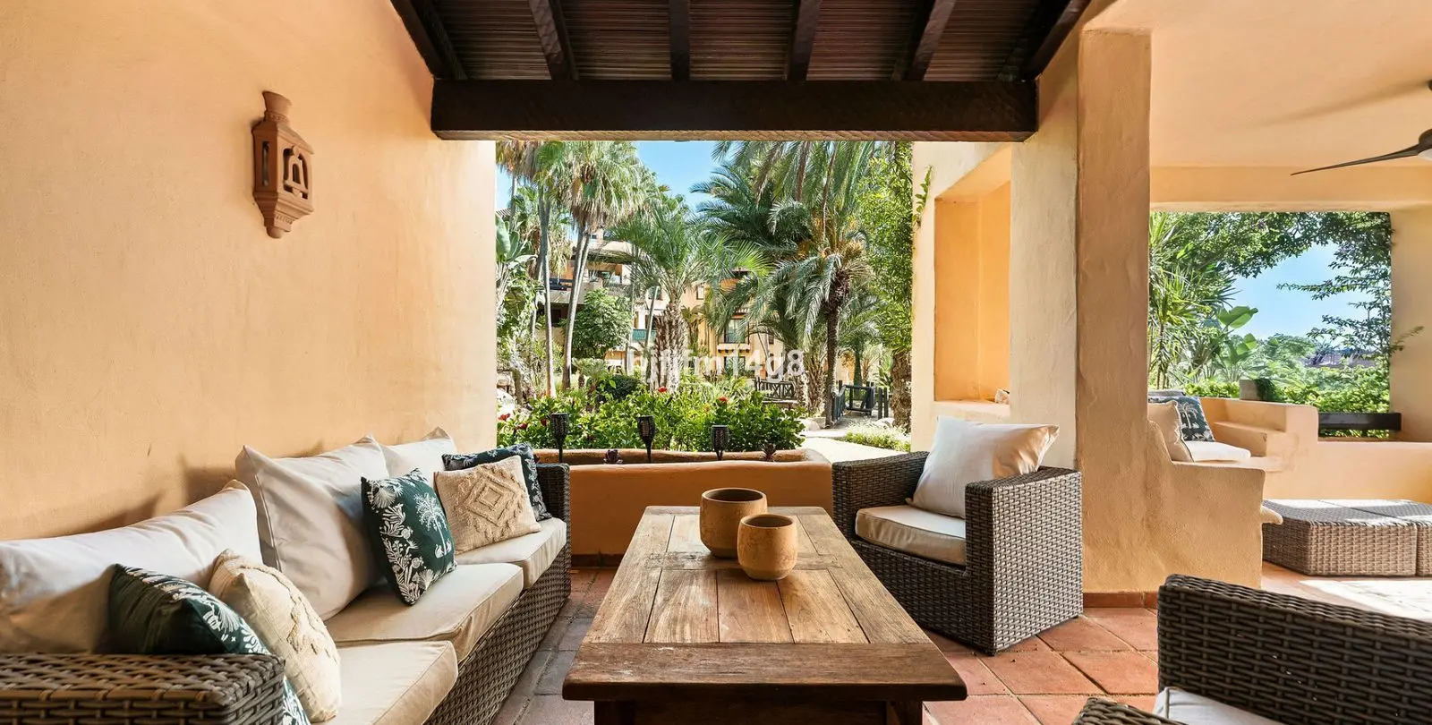 Venta de apartamento en planta baja en Estepona 16