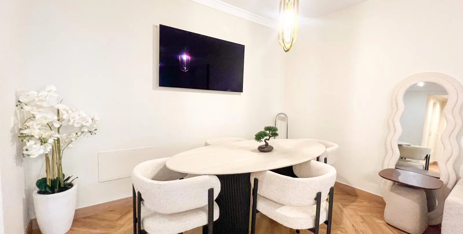 Venta de apartamento en planta media en Marbella 6