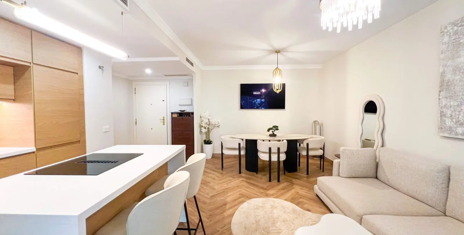Venta de apartamento en planta media en Marbella 9
