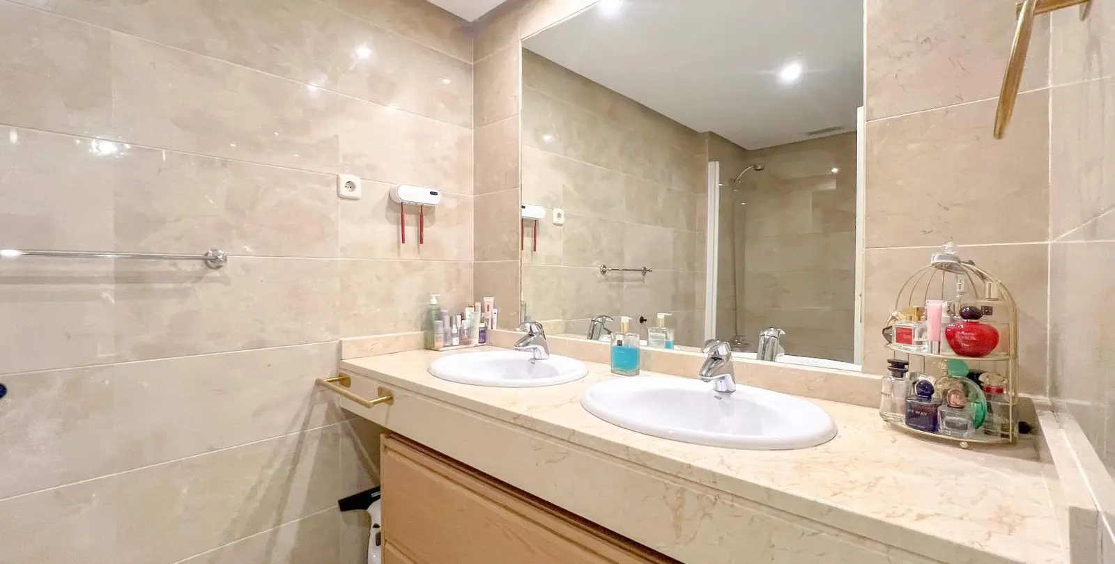 Venta de apartamento en planta media en Marbella 21