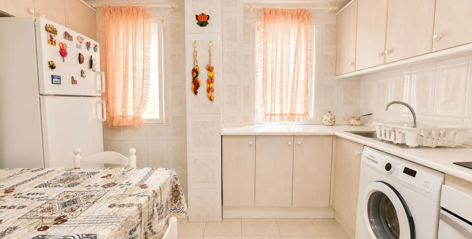 Venta de apartamento en planta media en Estepona 9