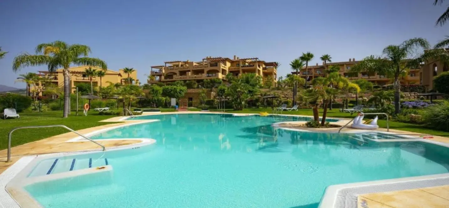 Venta de apartamento en planta baja en El Paraiso 0